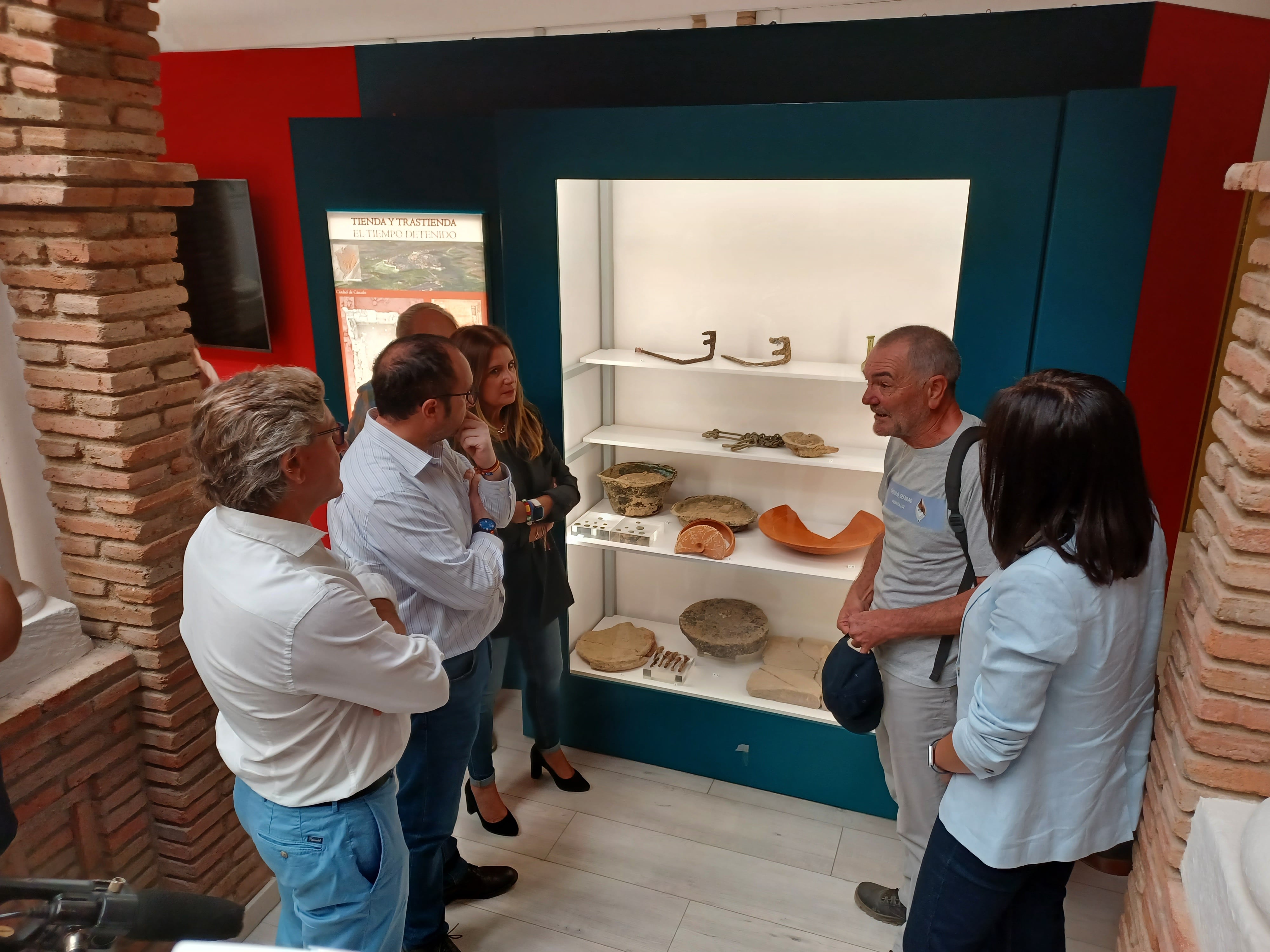 Inauguración de la exposición ""Tienda y Trastienda. El tiempo detenido".