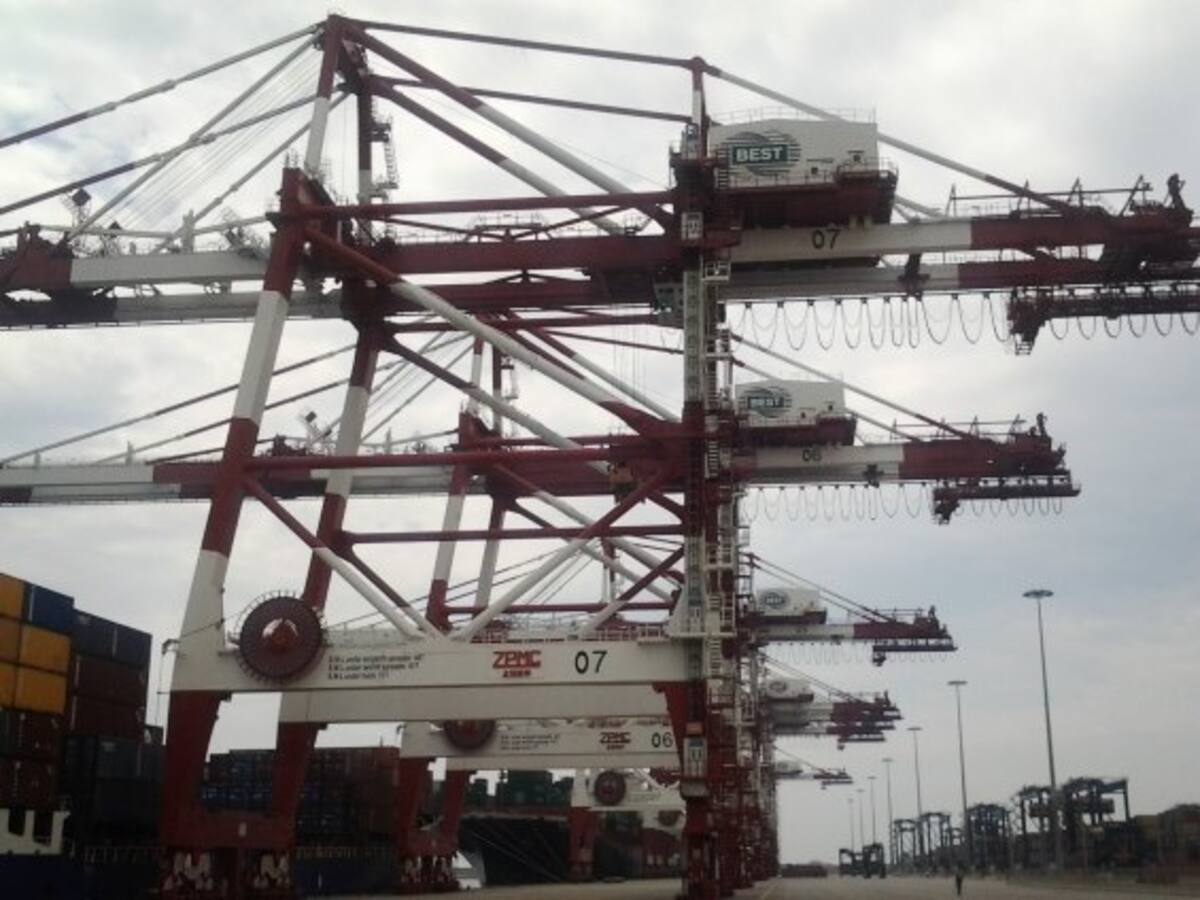 Una gran terminal de contenidors per a Barcelona