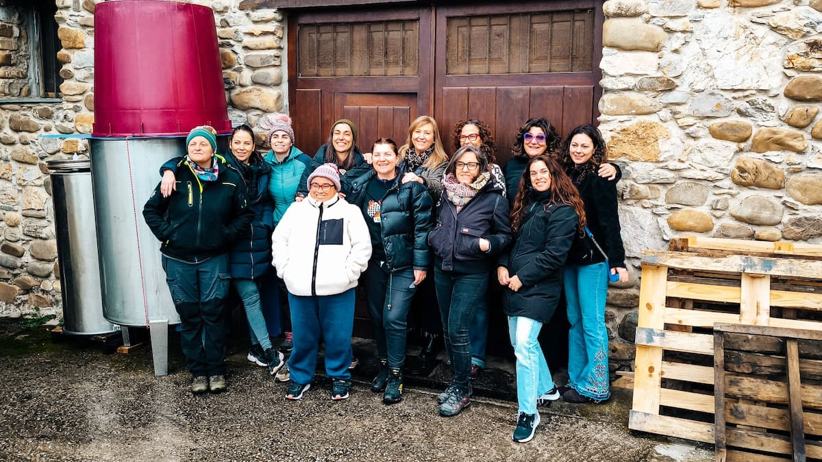 22 mujeres crean en el Bierzo 'M', un vino que reivindica el liderazgo femenino en el sector
