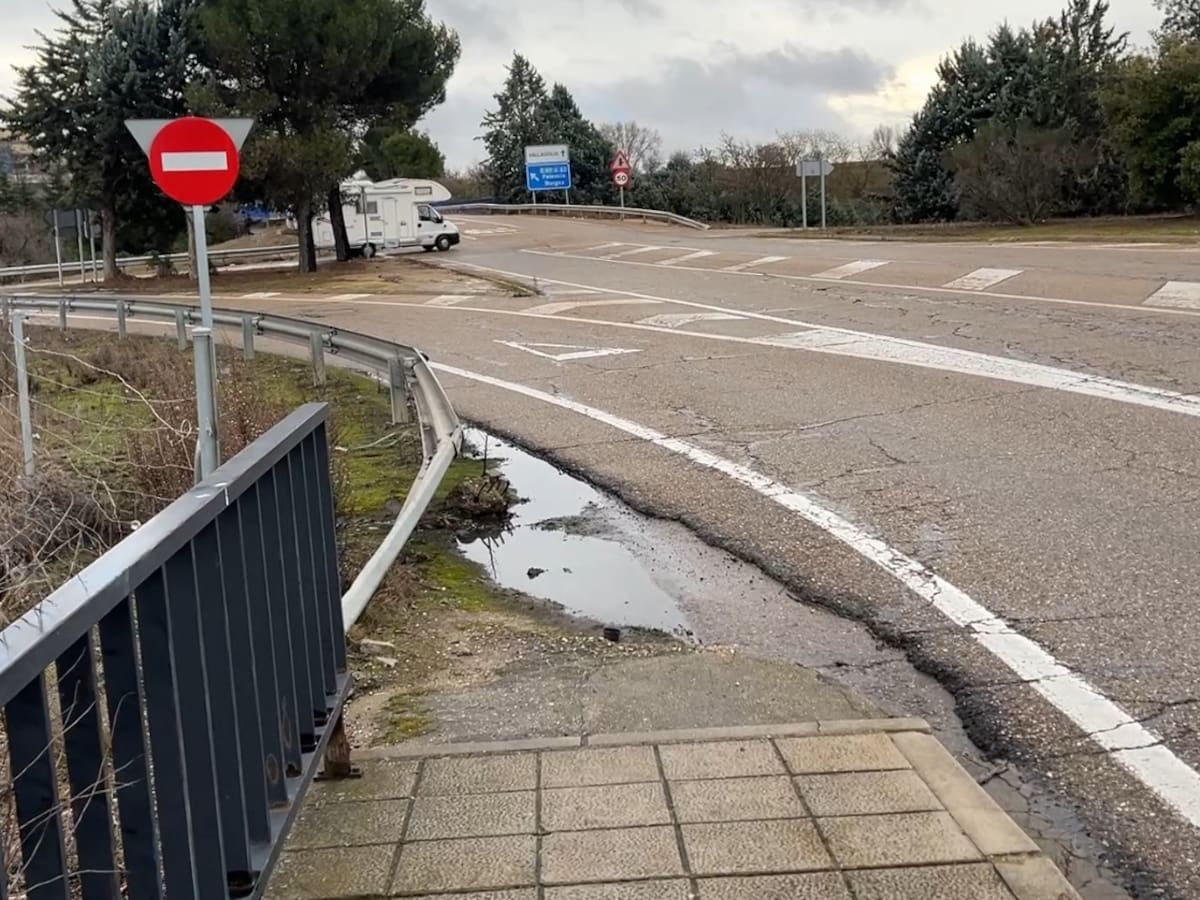 El PSOE denuncia falta de transparencia en las obras del carril en Fuente Berrocal: la empresa está en preconcurso de acreedores