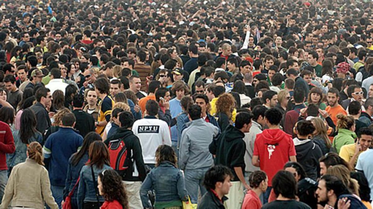 Vecinos del botellódromo: "Queremos un verano con las ventanas abiertas"