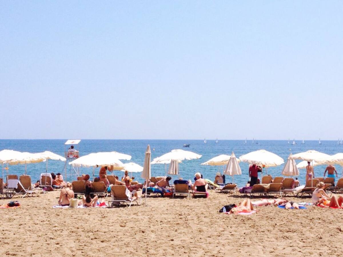 Los consejos de Sanidad para un verano seguro en playas: distancia de 1,5 metros y evitar aglomeraciones