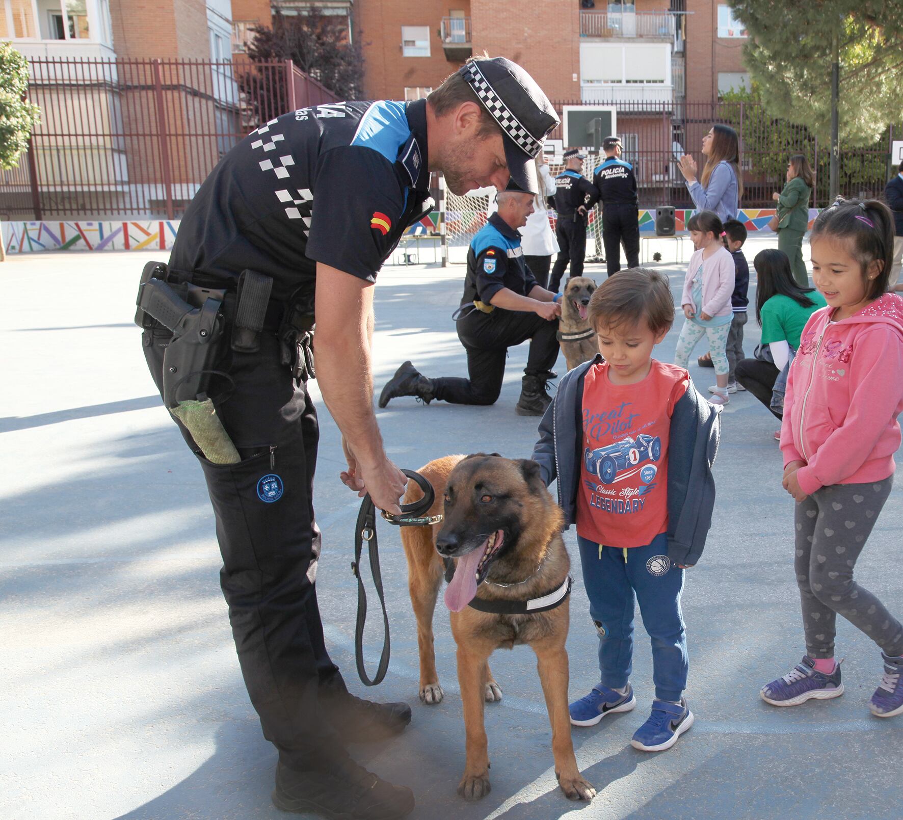 El 23 y 28 de diciembre, los interesados podrán asistir a las inmediaciones de la Policía Local en Avenida de Valdelaparra