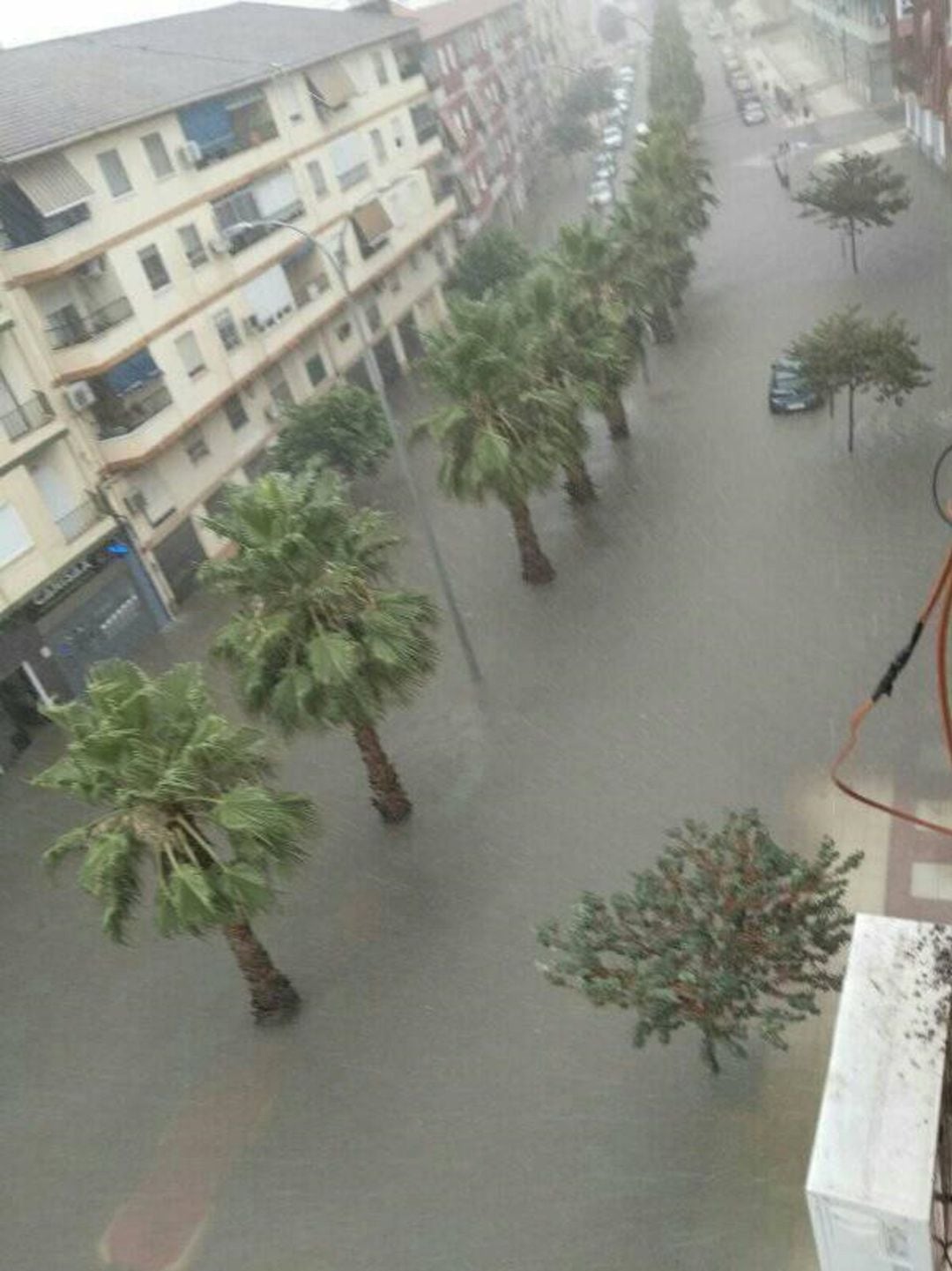 Imagen de la avenida Jaime I inundada