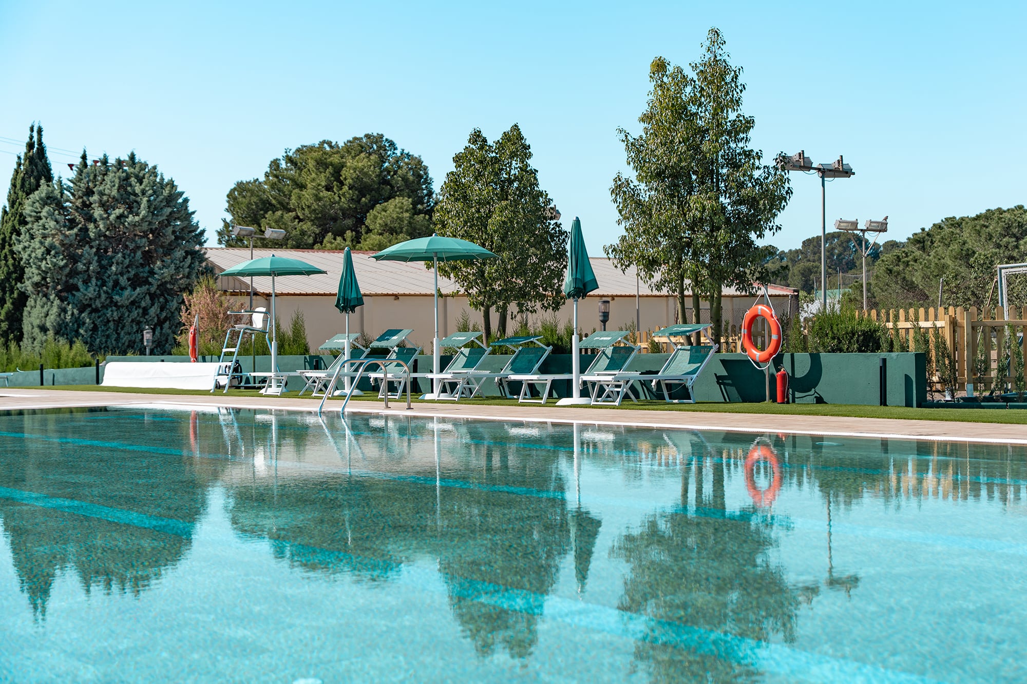 Aspresso K7 inaugura la primera piscina climatizada exterior de València