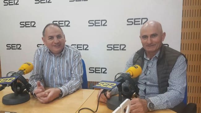 Pedro José Pérez Saura, director técnico del Caerm (izqda) junto a David Samper Martínez, Presidente del Caerm (dcha)