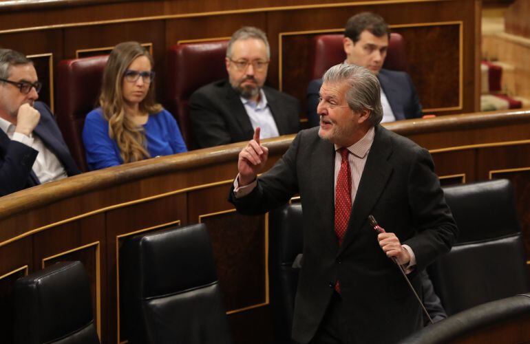 El Gobierno atribuye la caída del apoyo al independentismo al &quot;esperpento&quot; de sus líderes