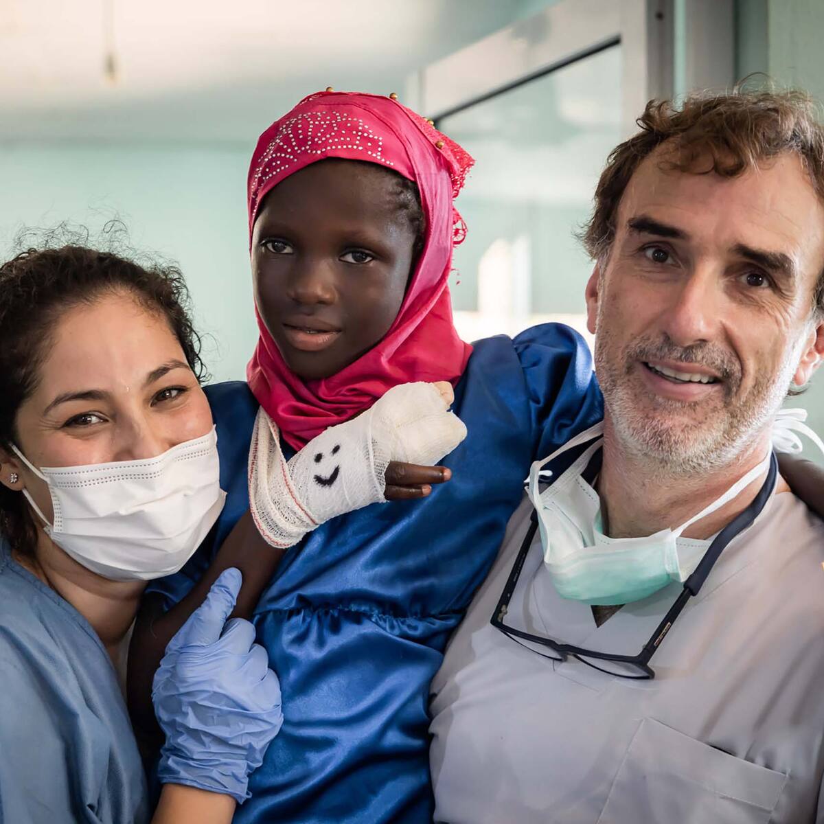 Veinte sanitarios baleares de la Fundació SOM viajan a Gambia para prestar atención sanitaria