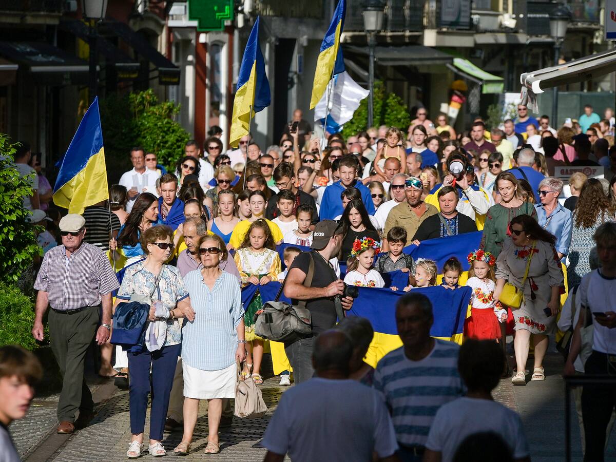 Decenas de personas conmemoran el 32 aniversario de la independencia ucraniana en A Coruña