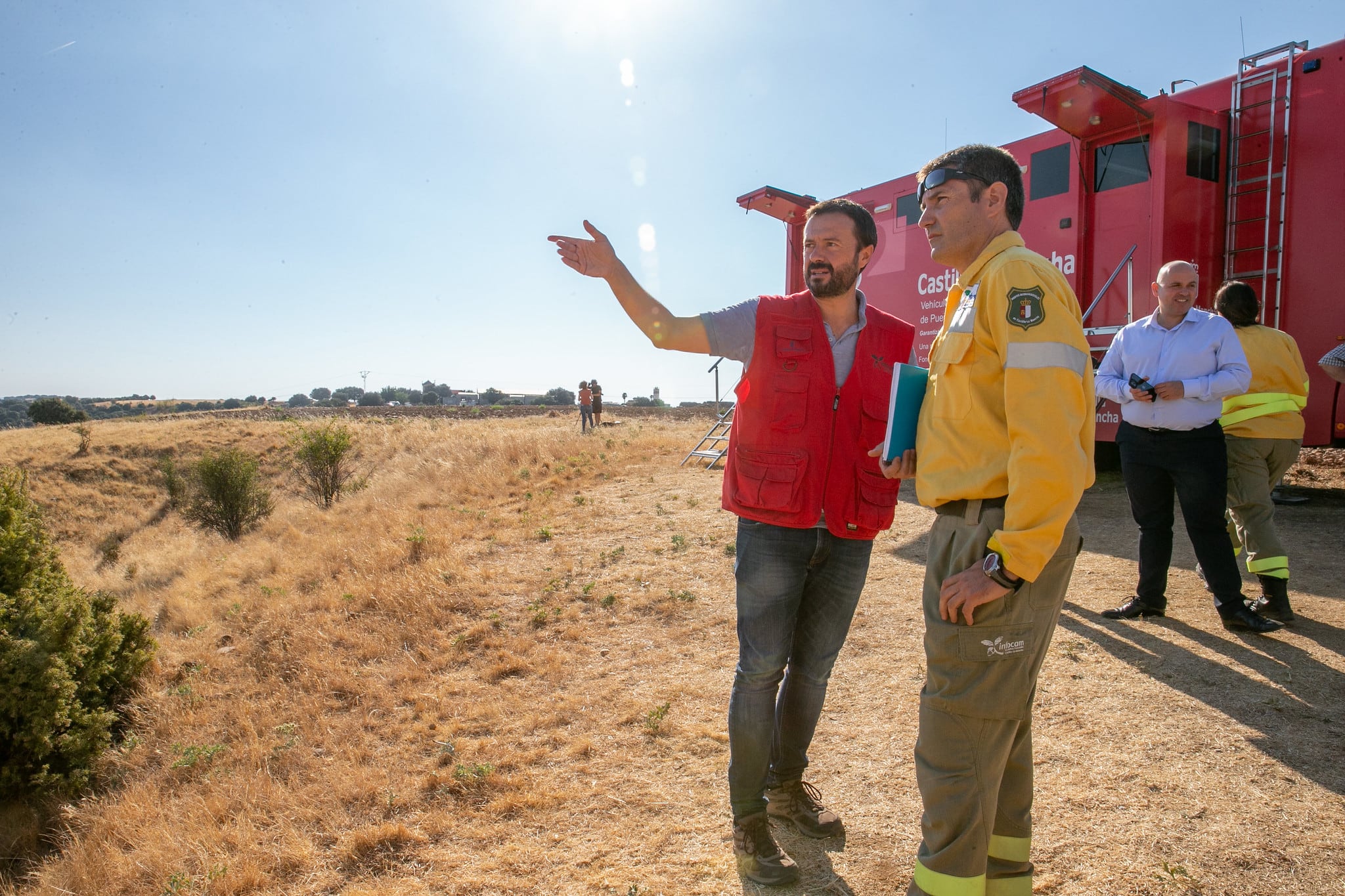 Escudero, en uno de los últimos incendios en la región