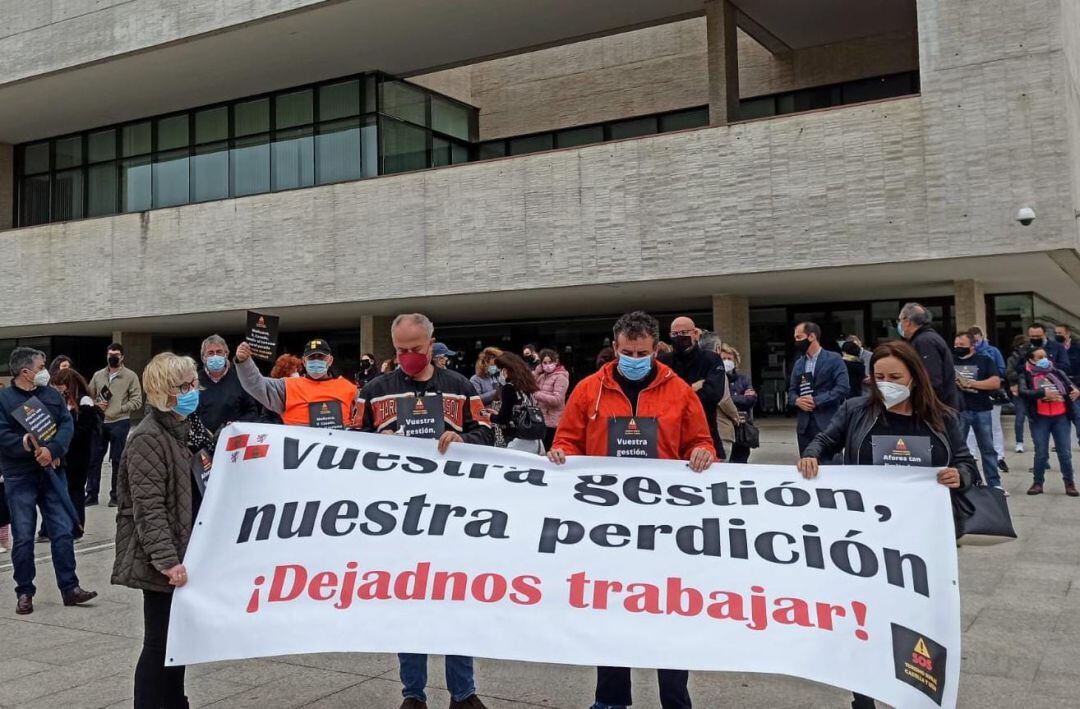 Concentración del sector de alojamientos rurales en la sede de las Cortes