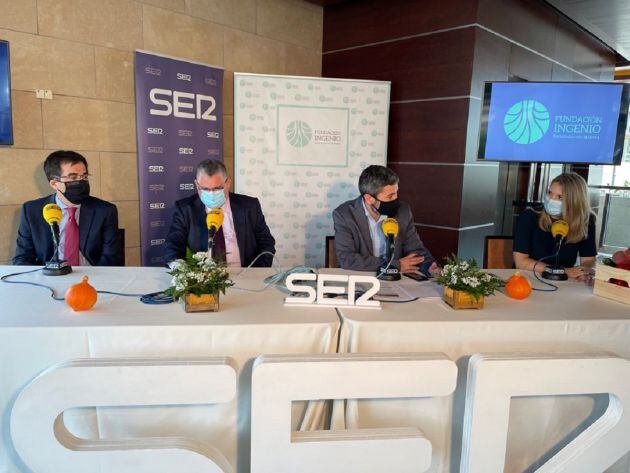 Mariano Soto (CRCR), José Luís Aróstegui (IGME) y Natalia Corbalán (Fundación Ingenio)