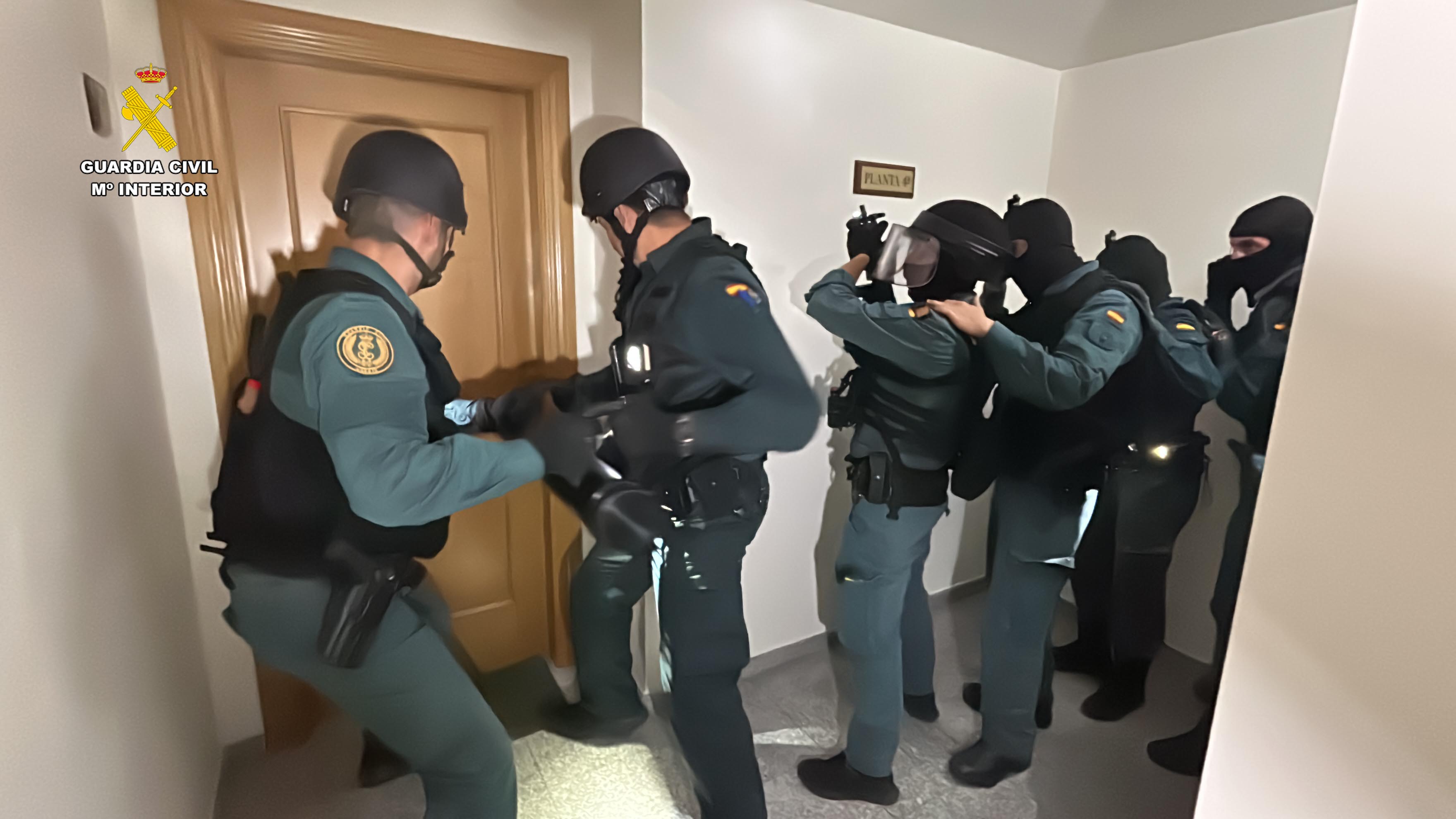 Dispositivo contra la red criminal de adulteración y distribución de speed en La Rioja Baja