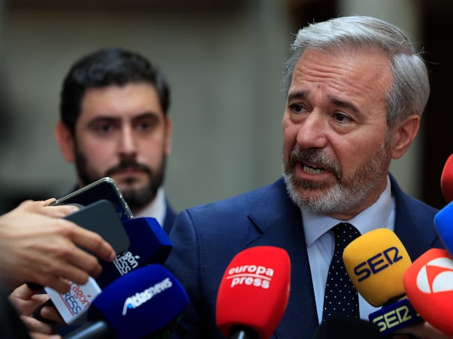 PP y Vox cierran el acuerdo en Aragón para investir presidente al 'popular' Jorge Azcón. EFE/ Javier Cebollada