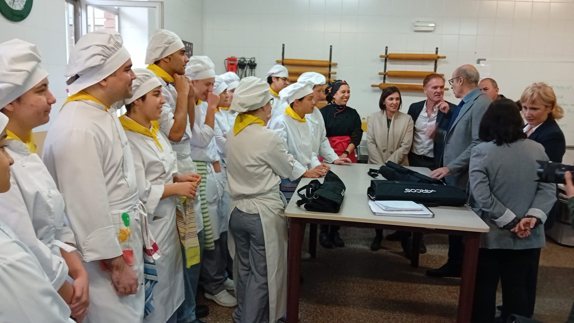 La delegada de la Junta de Castilla y León y el director provincial de Educación, visitan el Centro Integrado de Formación Profesional &quot;Ciudad de Zamora&quot;