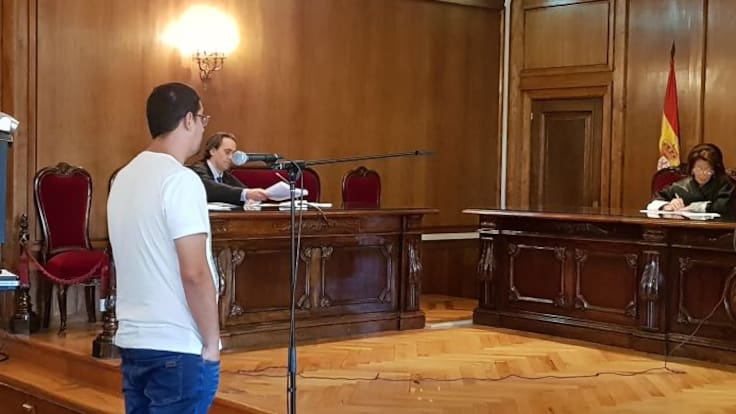 El Fiscal pide 5 años de prisión para un vecino de Dena que hacía de intermediario entre narcos gallegos y albaneses