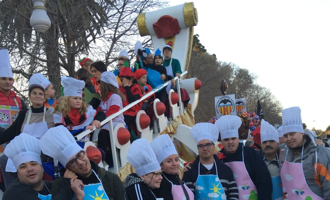 Carroza con la que los centros del IVASS participaron el año pasado en la cabalgata de Valencia