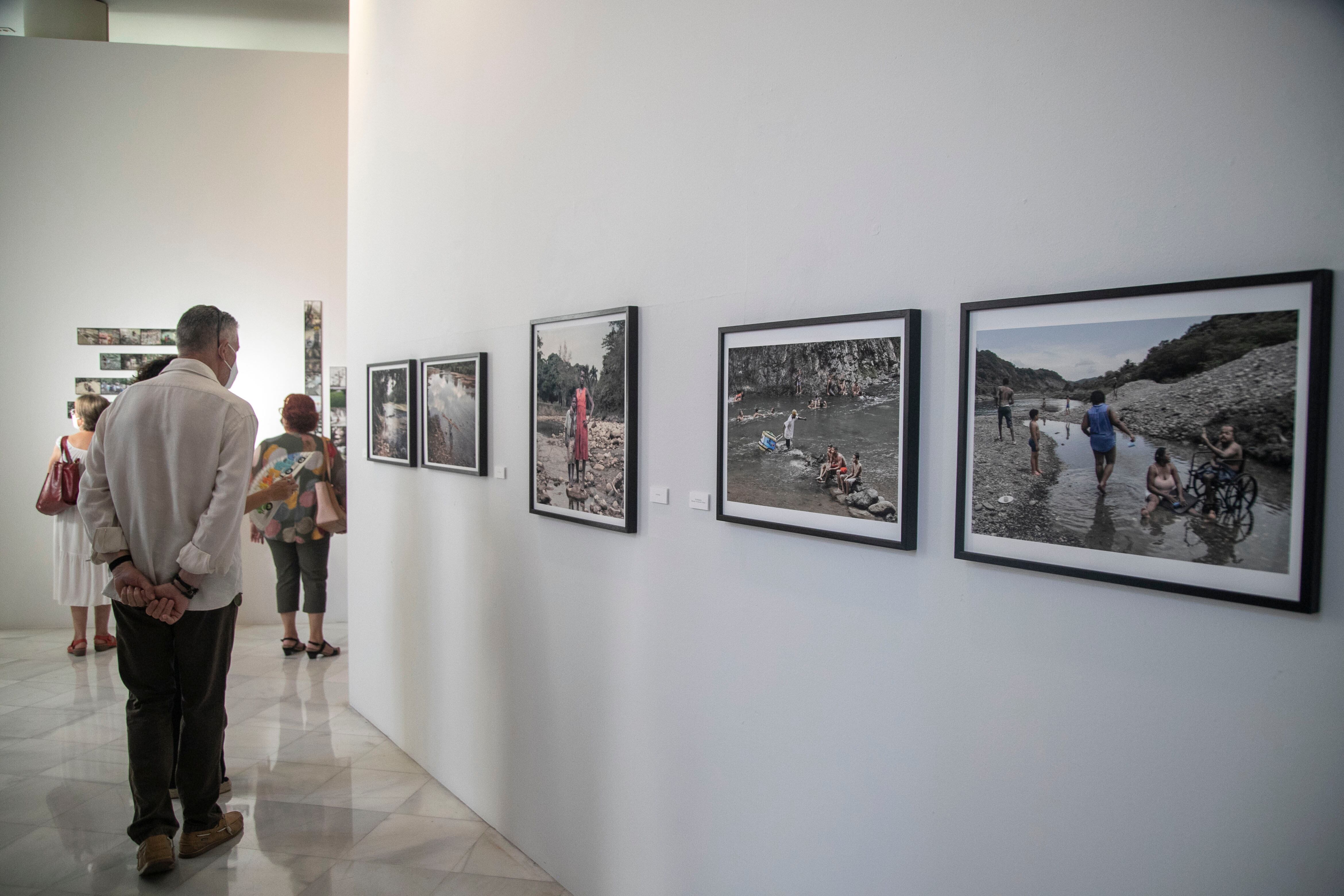 Inauguración de la exposición &#039;Fluye&#039; de Díaz Burgos