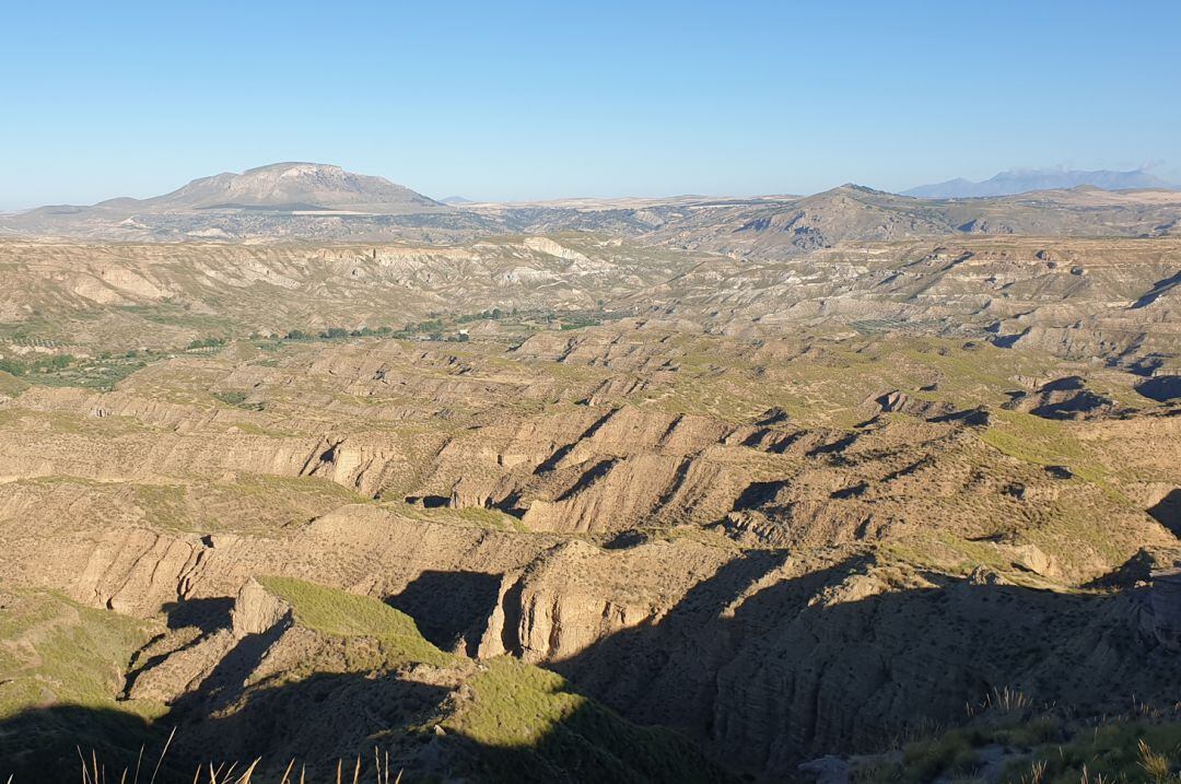 Zona de &#039;bad land&#039; en el conocido como &#039;Desierto de Gorafe&#039;, territorio enmarcado en el Geoparque de Granada reconocido por la UNESCO