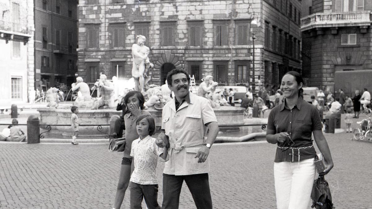 Una frase mítica de la literatura que casi hunde a una familia: los problemas que causó el inicio de 'Cien años de soledad'