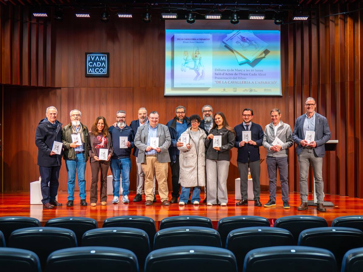 Es presenta el llibre 'De la Cavalleria a l'Aparició' i es dona a conèixer la datació del cavall d'aquest emblemàtic acte fester