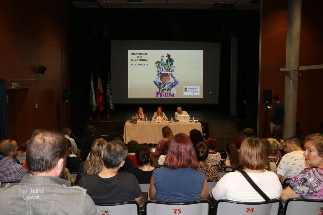 Charla en el Teatro Auditorio.