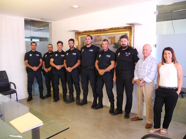 Imagen de archivo de Aída Alcaraz y Javier Verdugo en un acto en el Ayuntamiento de Sant Antoni