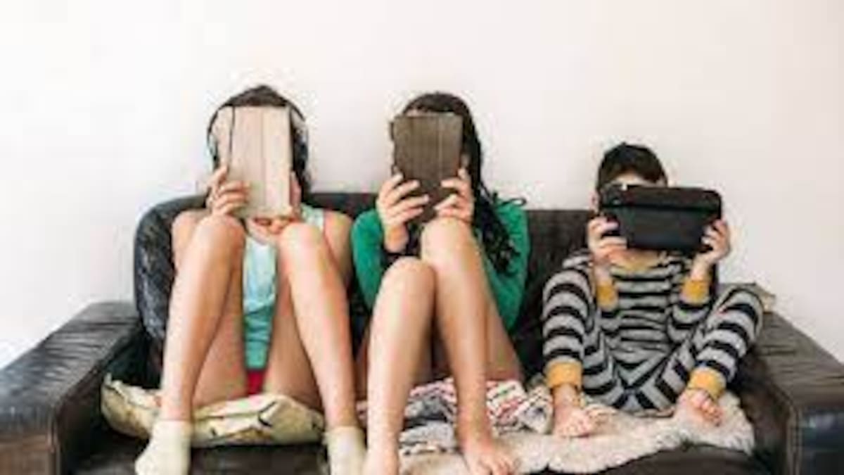 HXH MÓVILES Y ADOLESCENTES (25/03/24)