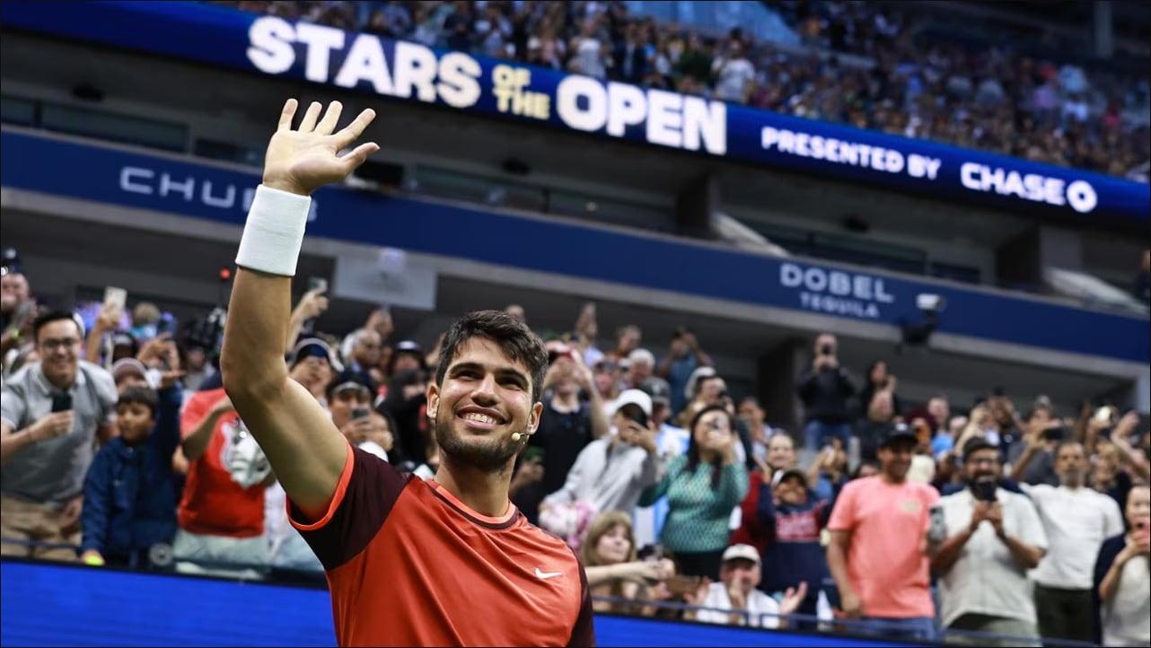 Carlos Alcaraz en la exhibición previa al US Open