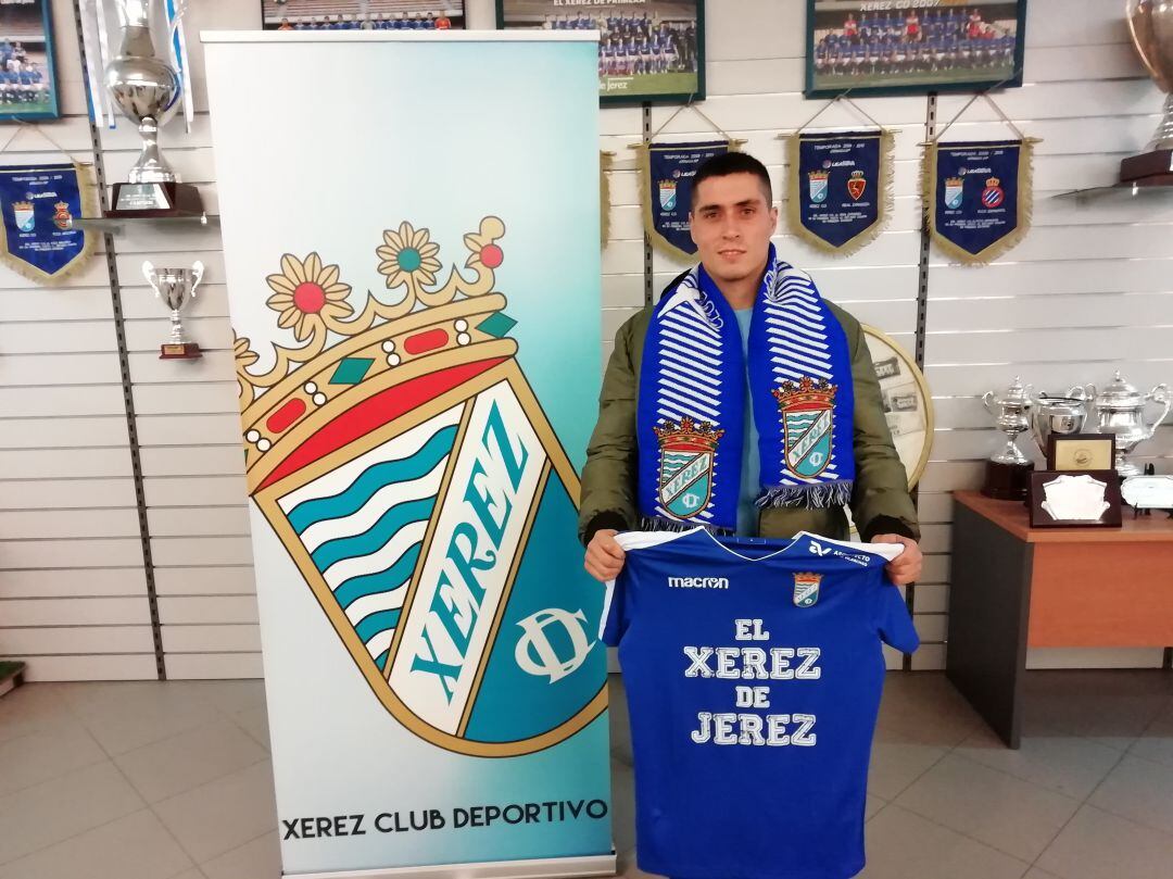 Luismi Pérez podrá jugar el domingo ante Los Barrios 