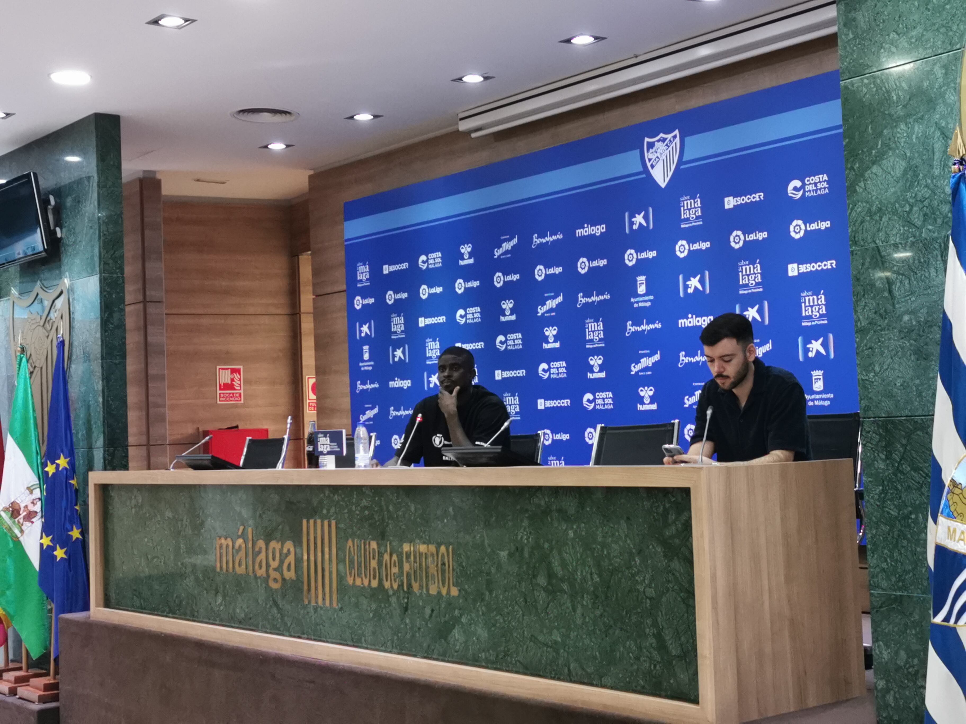 Ndiaye, en la sala de prensa de La Rosaleda