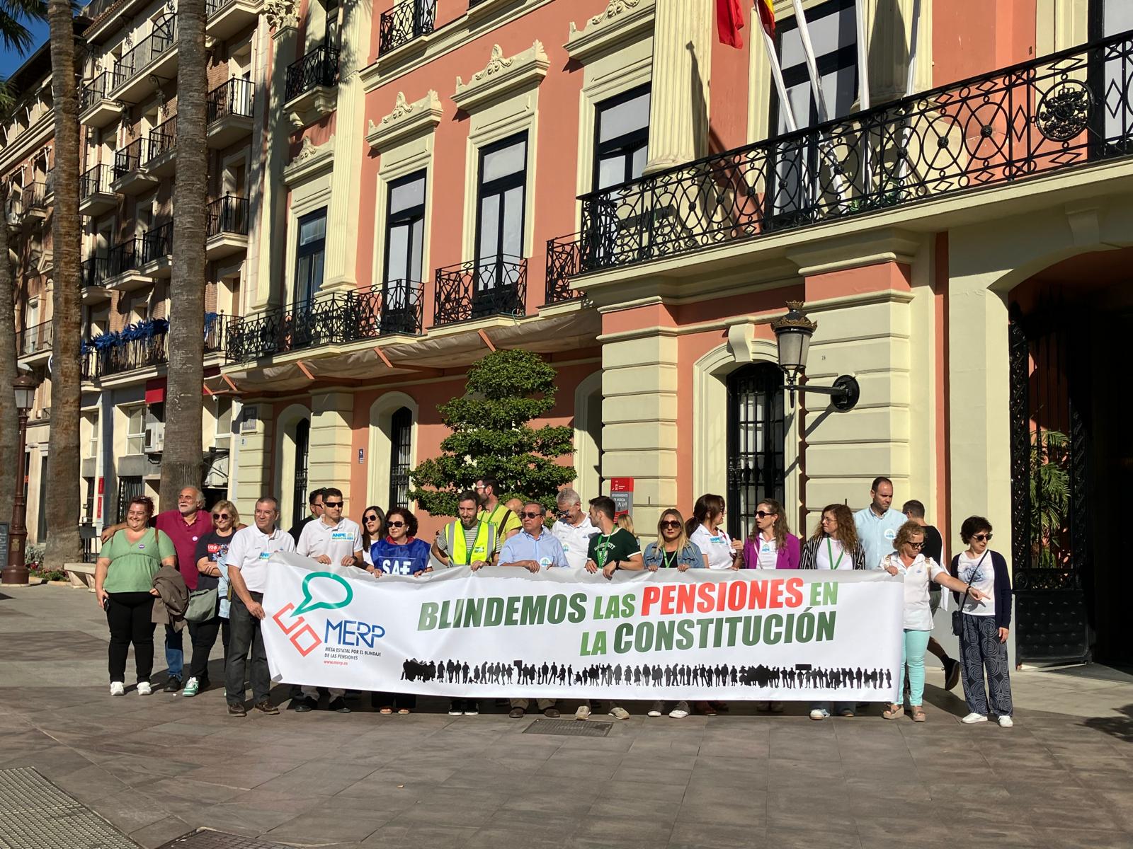 Concentración en Murcia para exigir el blindaje de las pensiones