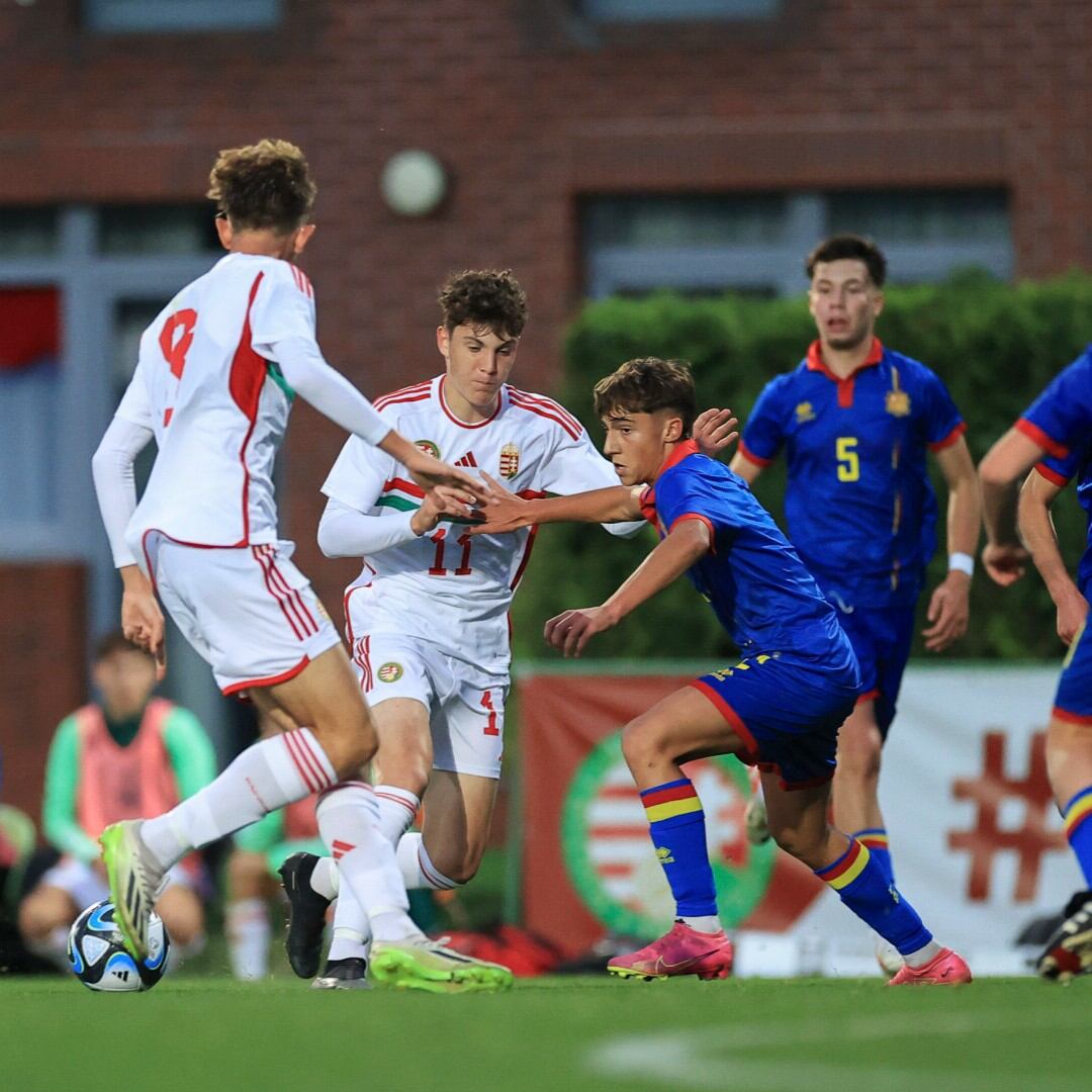 La selecció sub17 masculina durant el preeuropeu de Bòsnia.