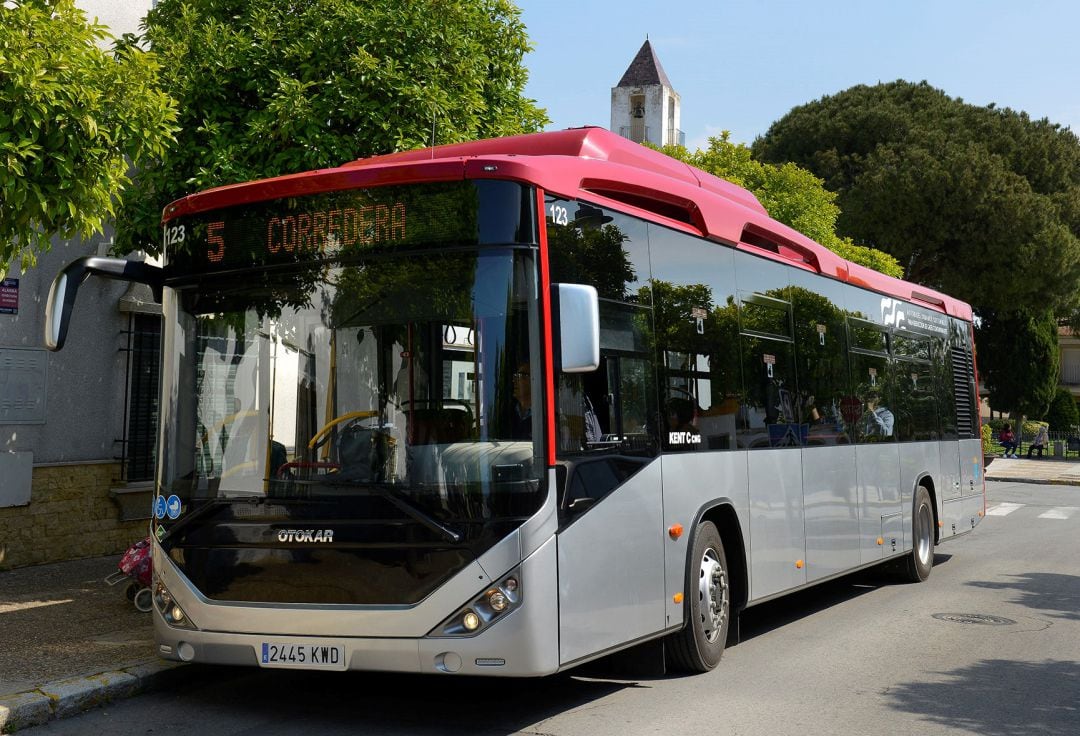 Imagen de uno de los autobuses de Jerez