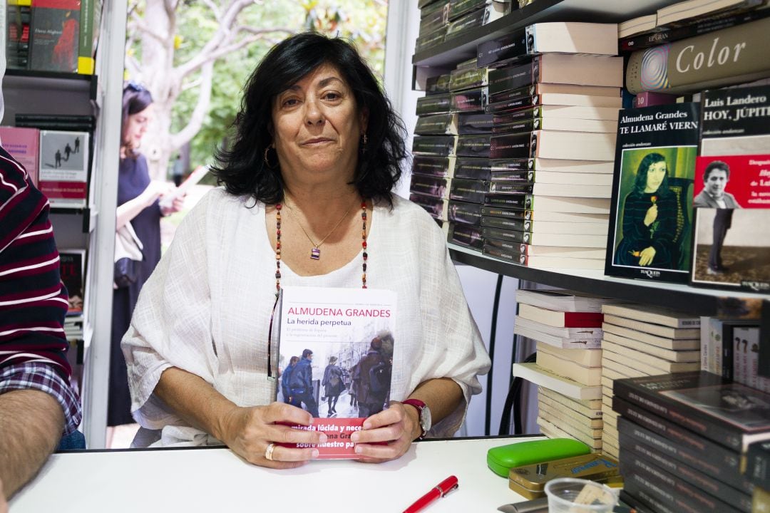 Almudena Grandes ha fallecido por un cáncer a los 61 años.