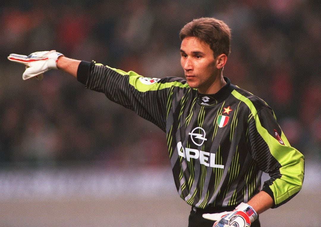 Angelo Pagotto, en un partido con el Milan en 1996