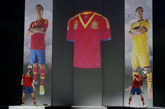 En un homenaje a la edición de 1924, España vestirá con una V dorada en el cuello en la próxima Copa Confederaciones