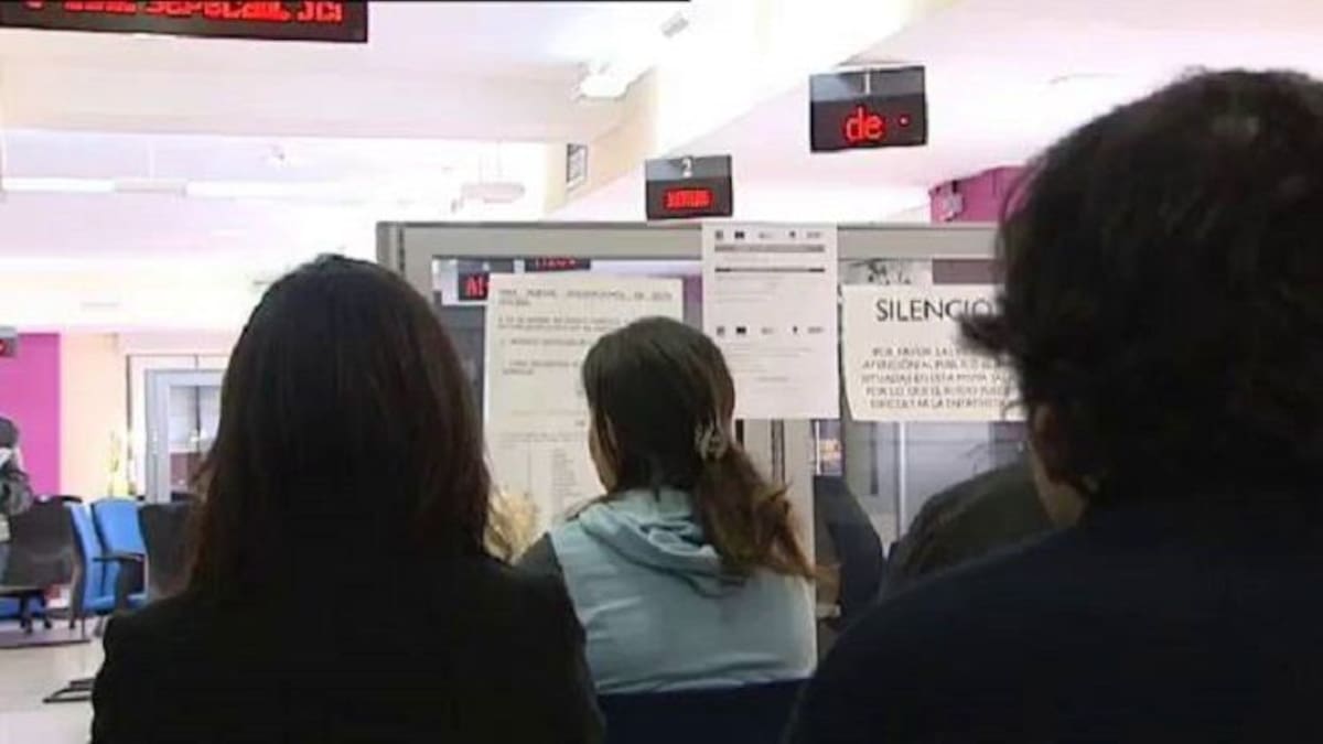 El paro baja en el último mes en Palencia en 226 personas