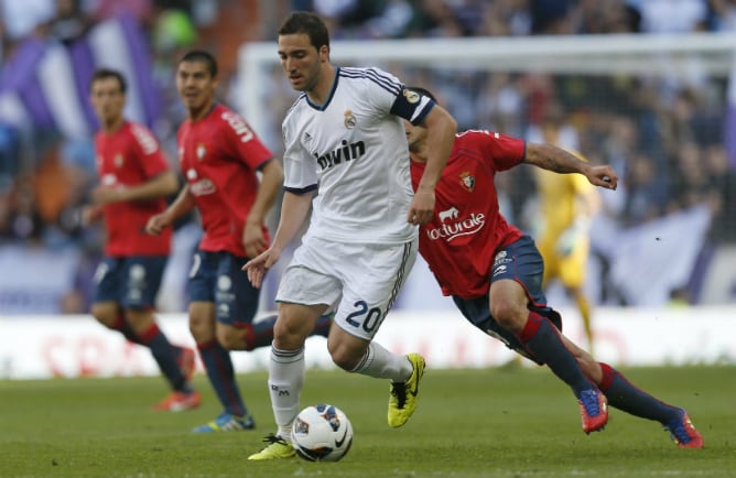 Higuaín, durante el partido ante Osasuna