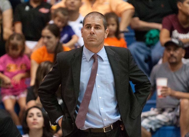 El entrenador tinerfeño, Iván Déniz