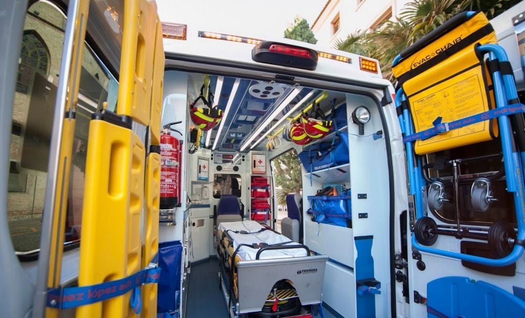 Ambulancia del SAMU en Gandia 