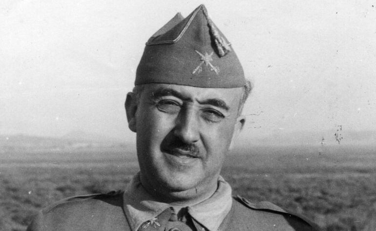 ¿Sabías que fue Franco quien dio pie a la tradición de servir paella los jueves?