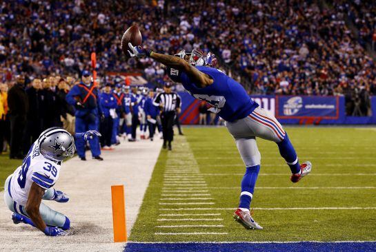 Instantánea captada por el fotófrafo estadounidense Al Bello que ha ganado el segundo premio World Press Photo en la categoría de individual de deportes