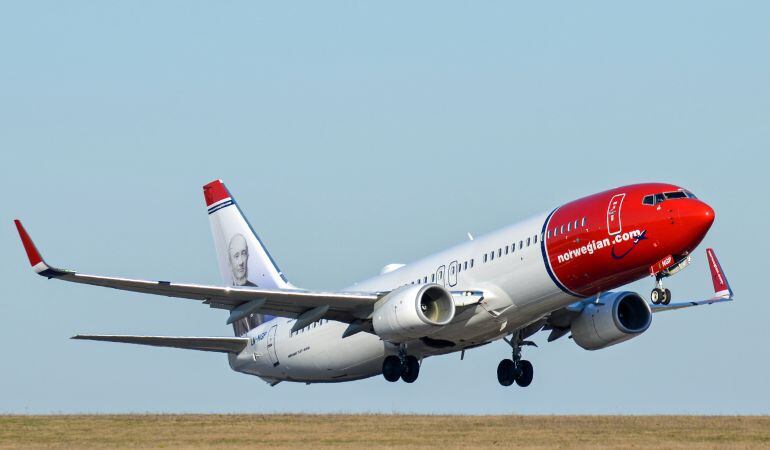 Norwegian contrata 140 nuevos pilotos de Ryanair.