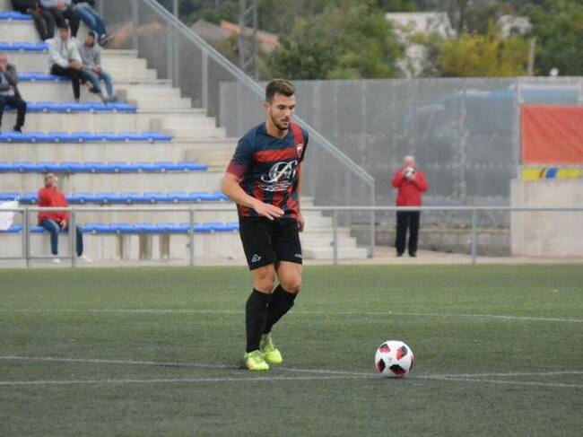 Miguel Ruiz se marcha del Eldense en busca de minutos