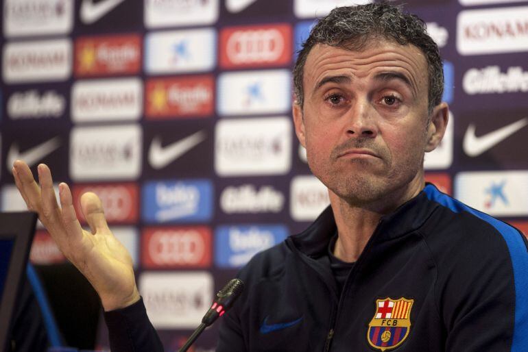 El entrenador del FC Barcelona, Luis Enrique, durante la rueda de prensa que ofreció después de una sesión de entrenamiento