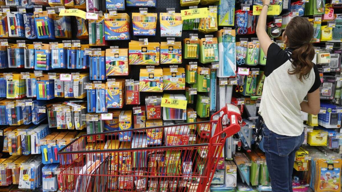 Suben las ayudas para material escolar en 40.000 por el aumento de las solicitudes