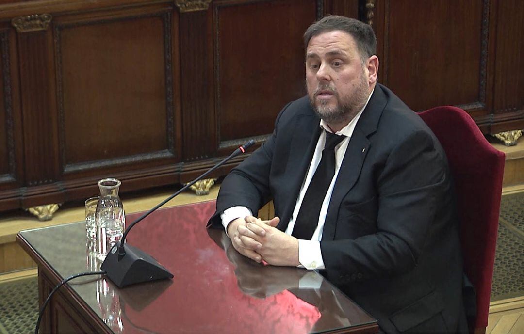 El exvicepresidente de la Generalitat de Catalunya, Oriol Junqueras, durante su declaración en la tercera jornada del juicio del procés