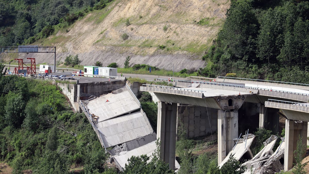 El Gobierno reconstruirá a la vez los dos viaductos Do Castro por recomendación técnica