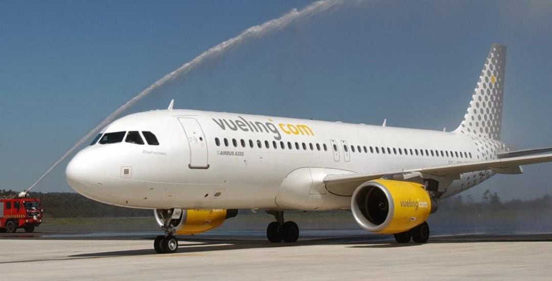 Avión de la compañia vueling.